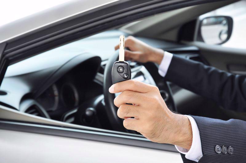 Comment choisir la voiture idéale selon vos besoins : famille, escapade urbaine ou voyage d’affaires